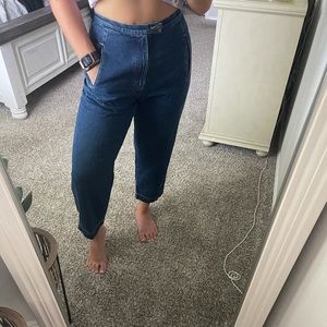 Liz Claiborne Cropped Jeans